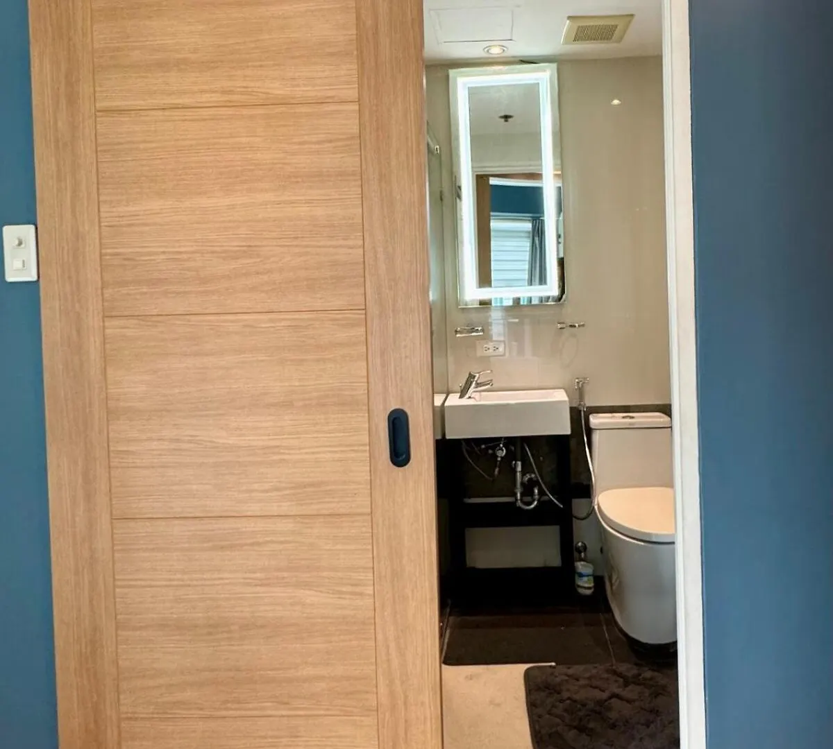 Apartment Luxe 2-Br Condo In Avant Bgc Manila